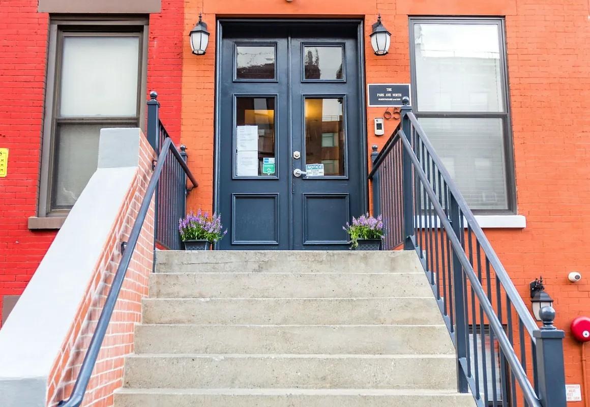 The Park Ave North hotel hero