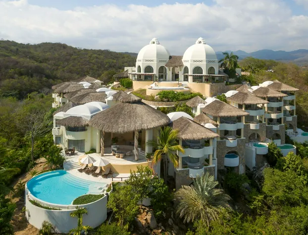 Quinta Real Huatulco hotel detail image 1