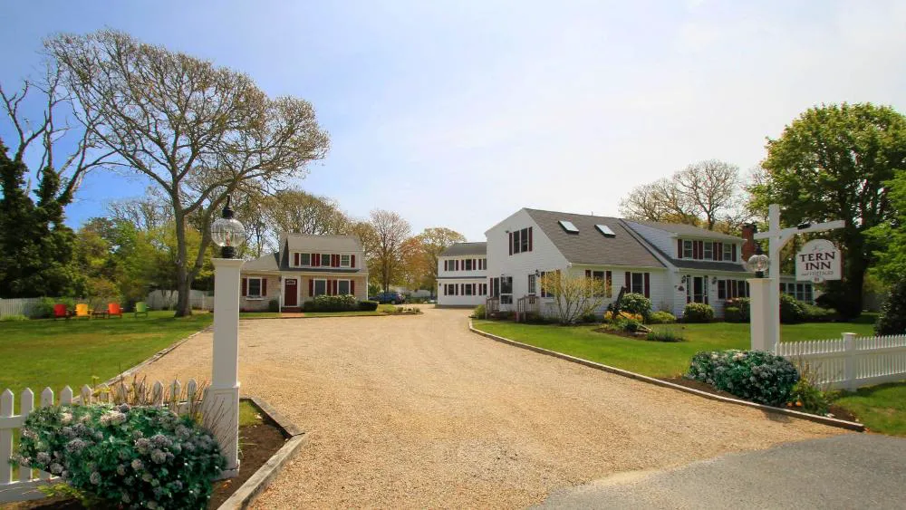 The Tern Inn Bed & Breakfast and Cottages hotel hero