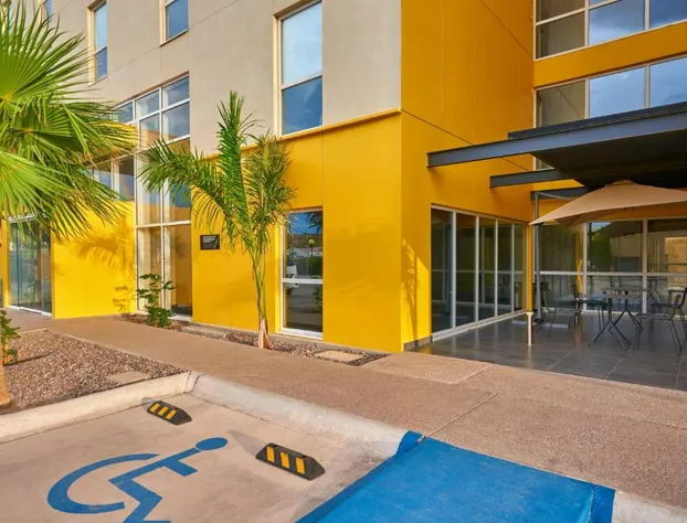 City Express by Marriott Piedras Negras hotel detail image 1