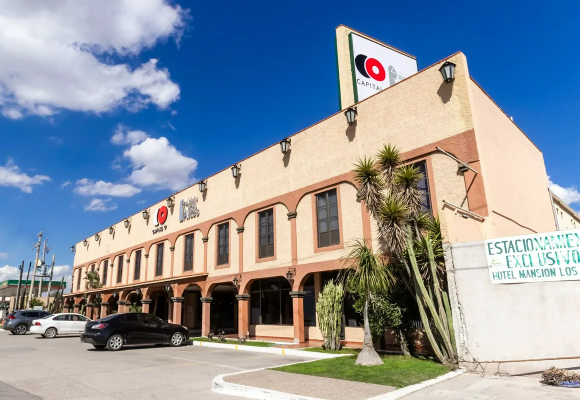 Capital O Mansion Los Arcos hotel hero