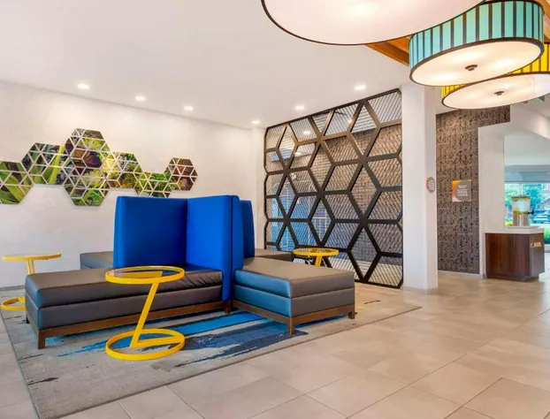 GLō Best Western Kanata Ottawa West hotel detail image 3