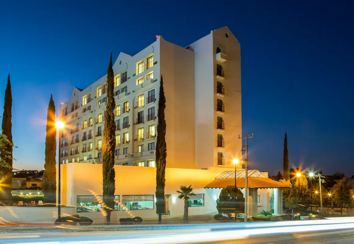 Fiesta Inn Express Chihuahua hotel hero