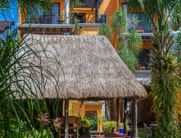 Hotel Lunata - Near Playa del Carmen Main Beach hotel detail image 2