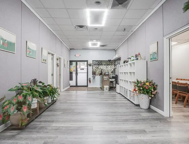 Cottonwood Suites Savannah Hotel & Conference Center hotel detail image 4