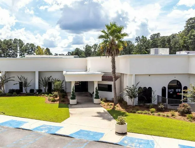 Cottonwood Suites Savannah Hotel & Conference Center hotel detail image 2