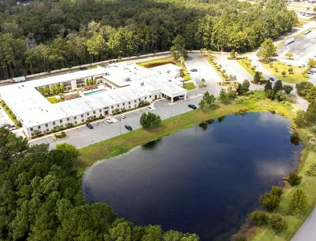 Cottonwood Suites Savannah Hotel & Conference Center hotel detail image 3