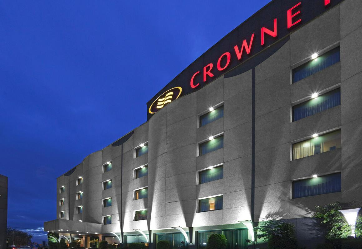 Crowne Plaza Toluca Lancaster by IHG hotel hero