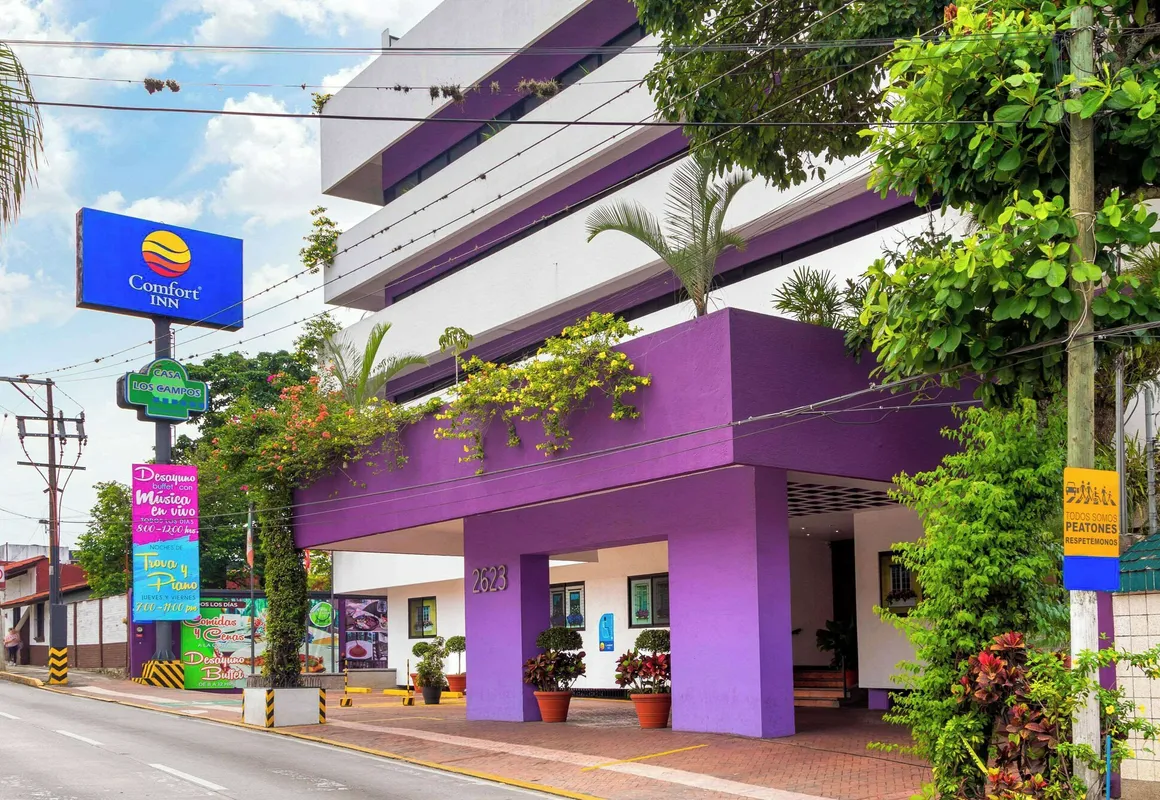 Comfort Inn Cordoba hotel hero