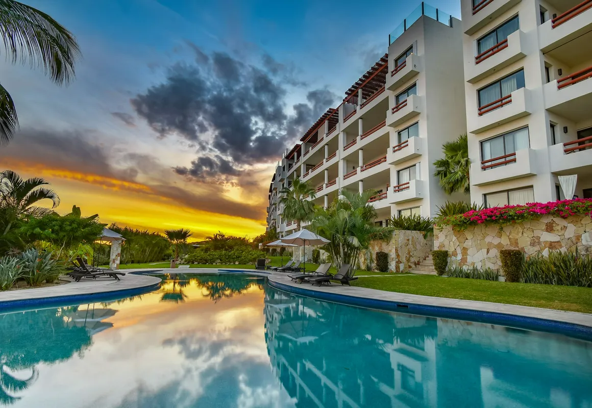 Alegranza Luxury Resort hotel hero