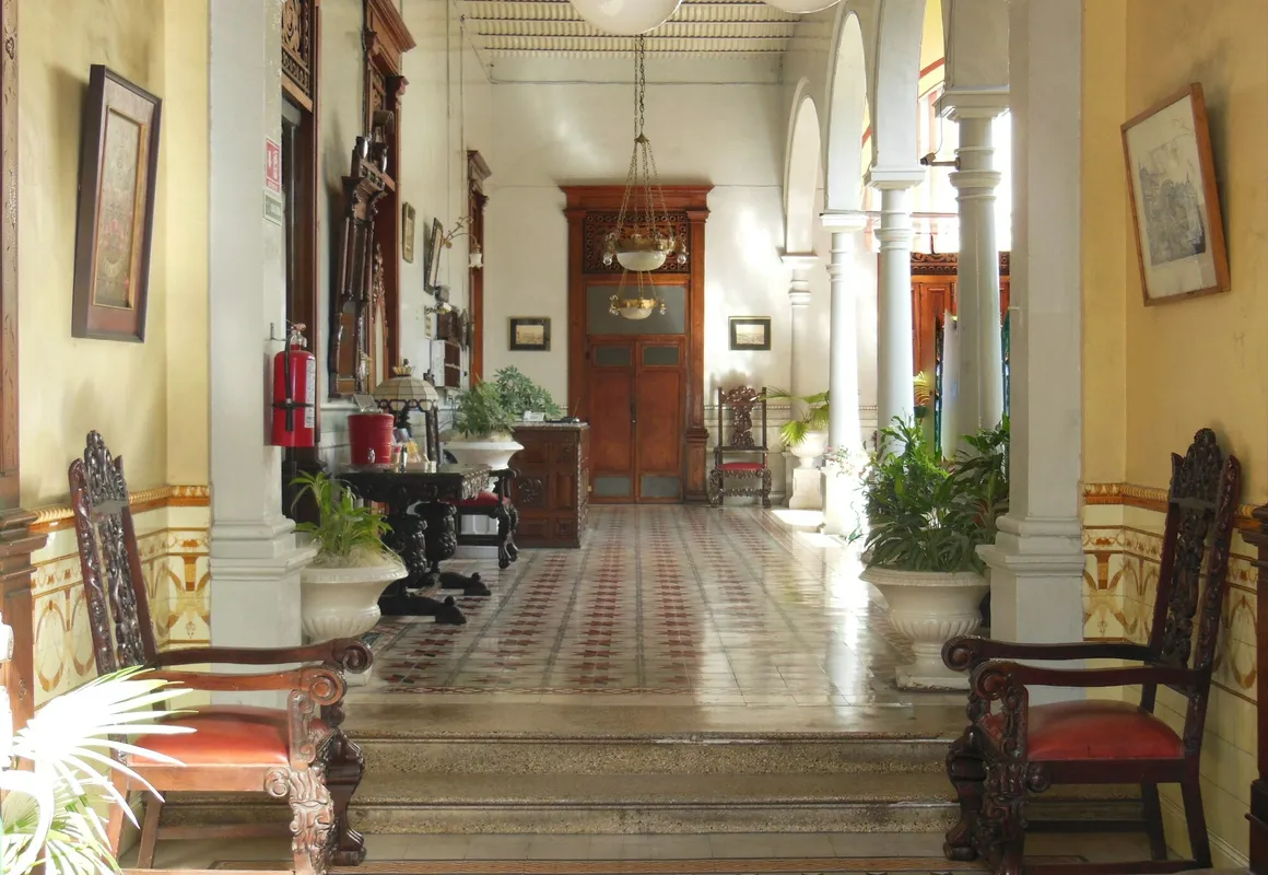 Posada Toledo & Galeria hotel hero