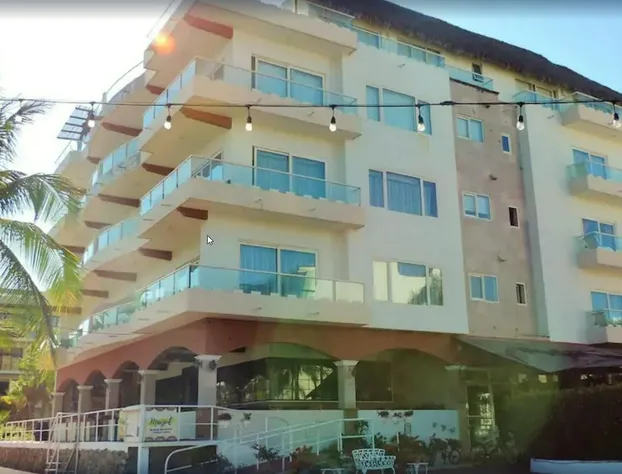 Marina Banderas Suites hotel detail image 1