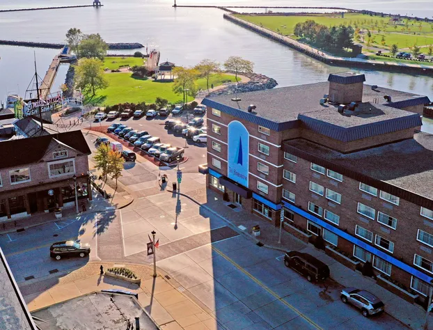 The Harborview on Lake Michigan, Ascend Hotel Collection hotel detail image 2