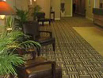 Howard Johnson Plaza by Wyndham Yakima hotel detail image 2