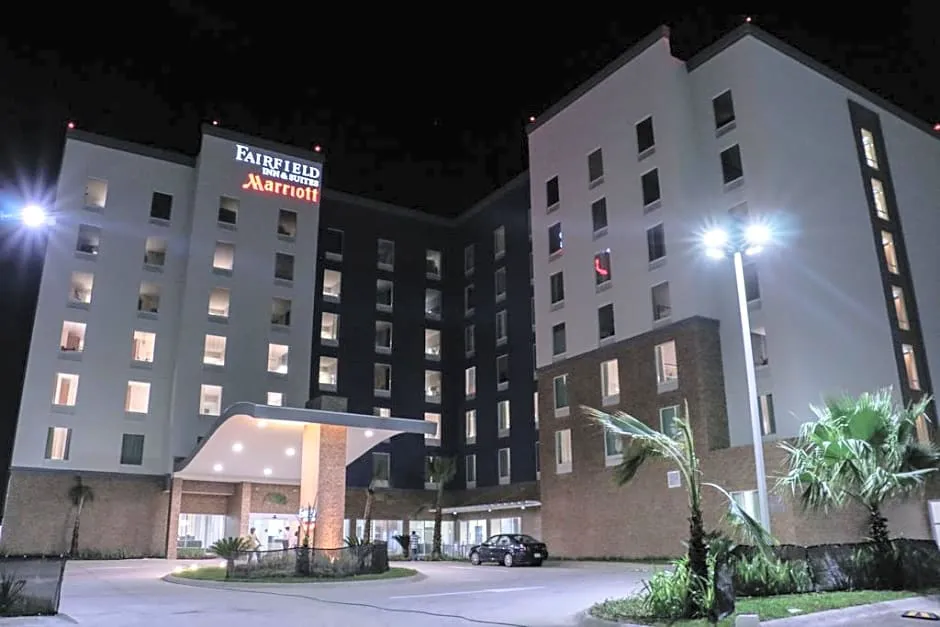 Fairfield Inn & Suites Coatzacoalcos hotel hero