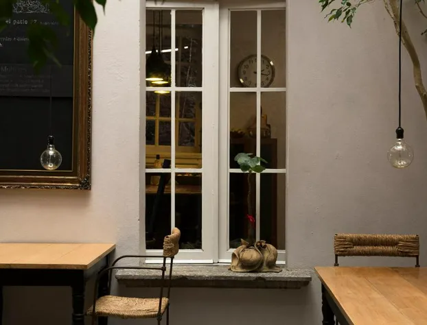 El Patio 77 hotel detail image 3