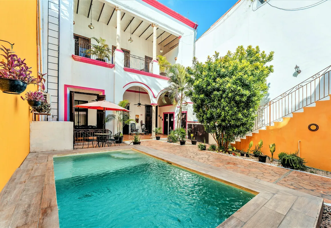 Hotel Gran Centenario hotel hero