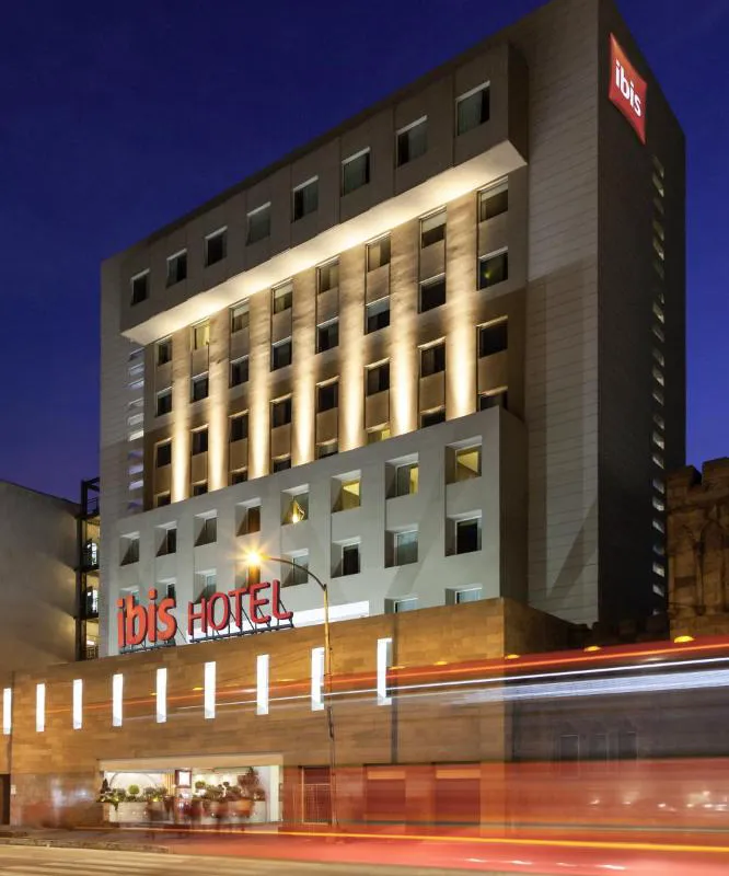 ibis México Alameda hotel hero