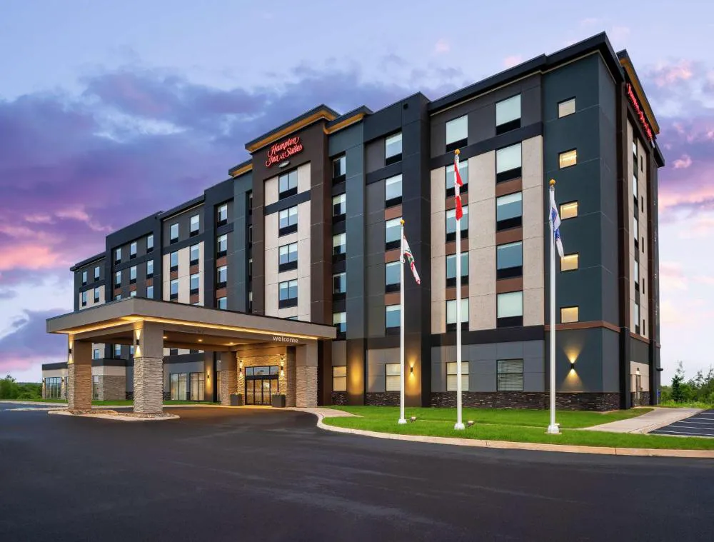 Hampton Inn & Suites Charlottetown hotel hero