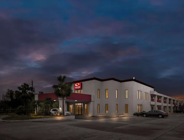 Econo Lodge Inn & Suites Channelview - Houston East hotel detail image 3