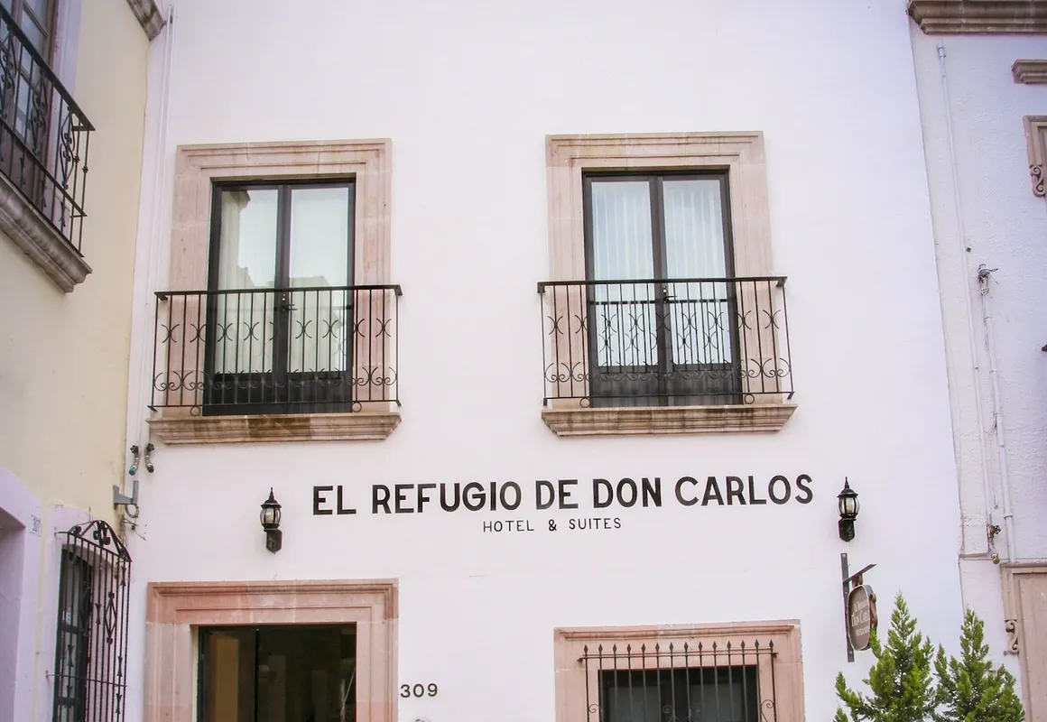 Hotel y Suites el Refugio de don Carlos hotel hero