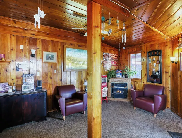 Cedar Village Motel hotel detail image 4