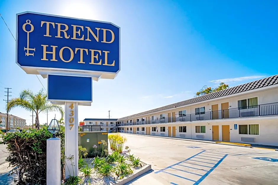 Trend Hotel at LAX Airport hotel hero