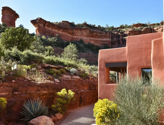 Enchantment hotel detail image 2