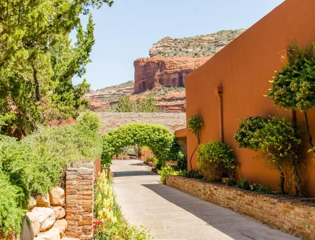 Enchantment hotel detail image 3