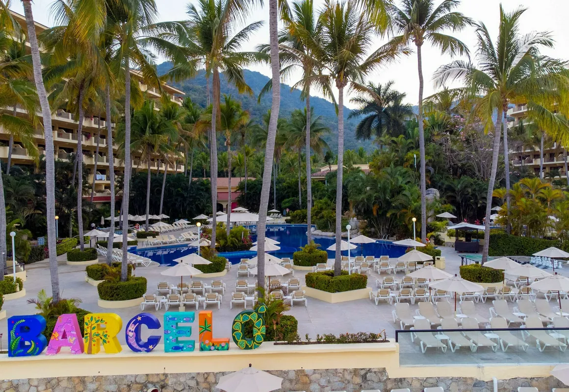 Barceló Puerto Vallarta hotel hero