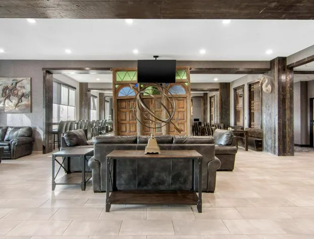 Comfort Inn & Suites hotel detail image 2