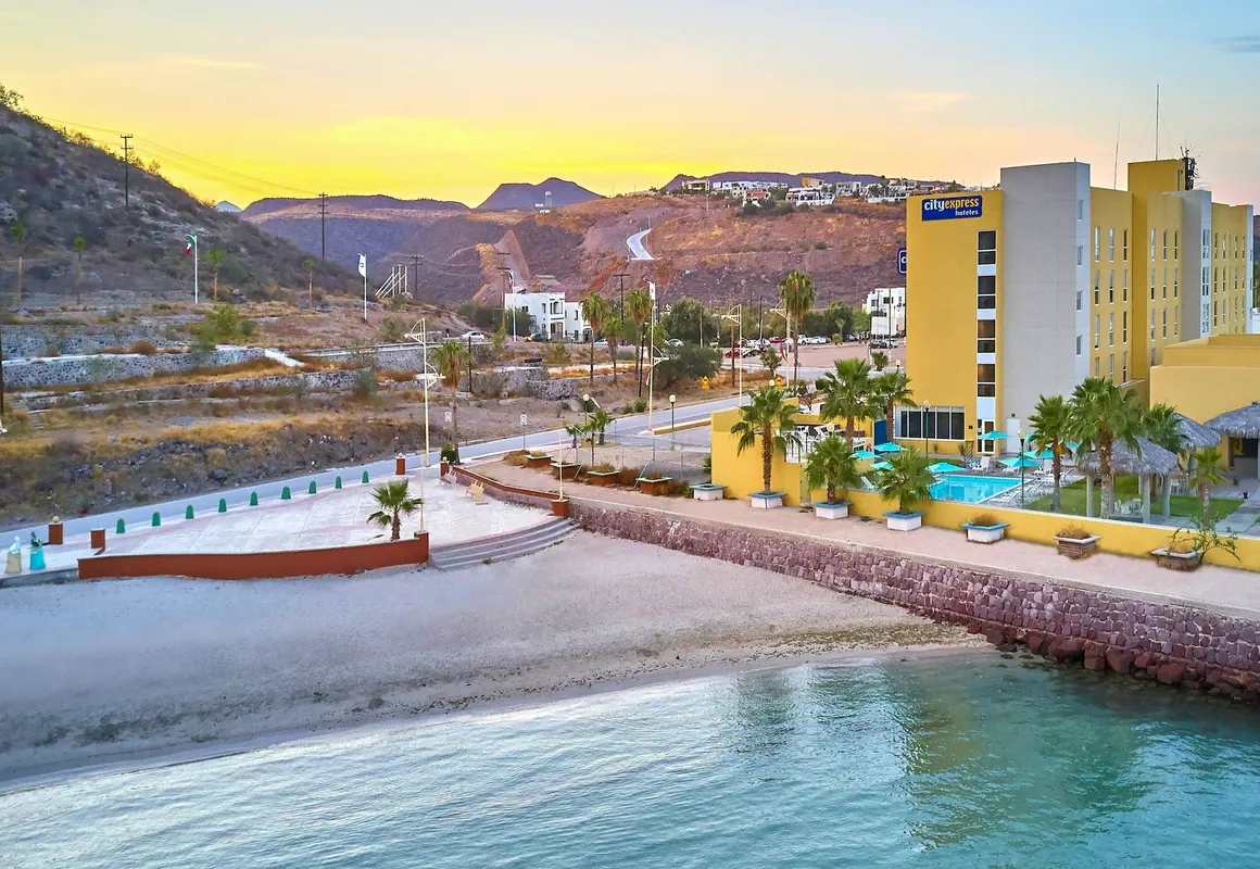 City Express by Marriott La Paz hotel hero