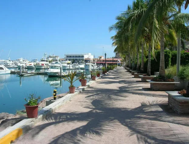 The Westmarine Waterfront Hotel hotel detail image 4