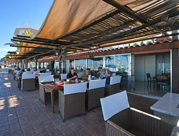 The Westmarine Waterfront Hotel hotel detail image 2