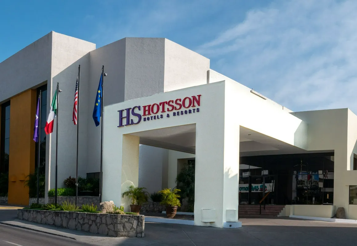 HS HOTSSON Hotel Tampico hotel hero