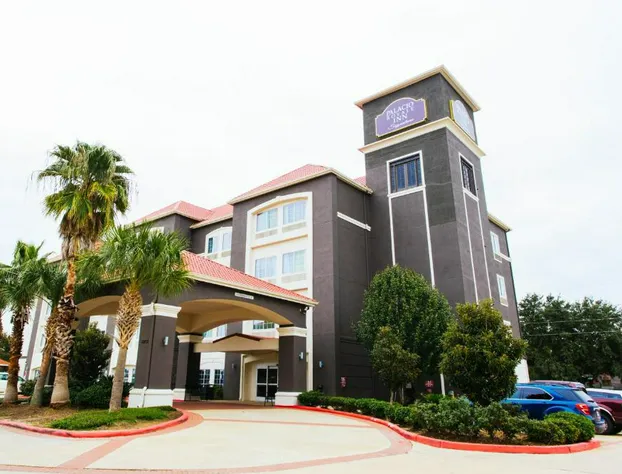 Palacio Royale Inn Signature Katy hotel detail image 1