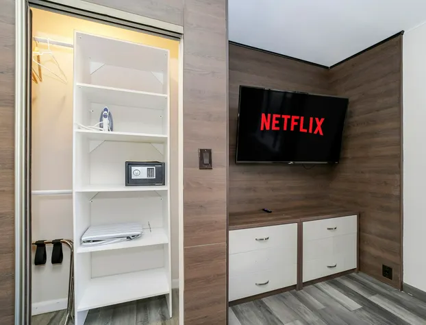 Deco Boutique Hotel hotel detail image 4