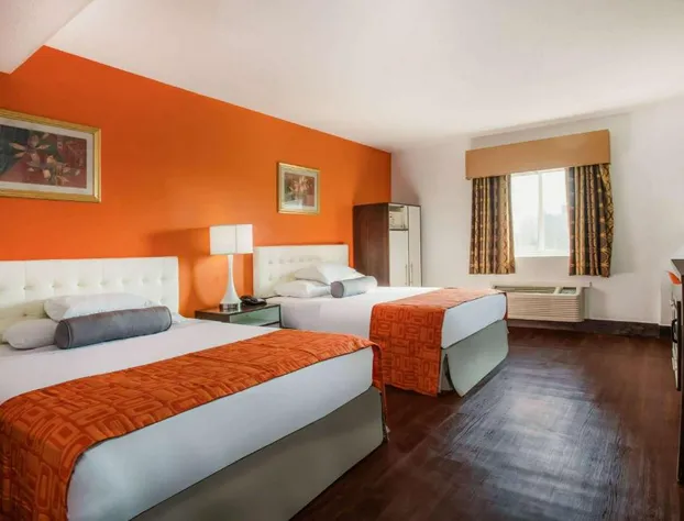 Howard Johnson by Wyndham Bronx hotel detail image 2