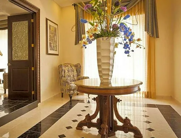 Hotel Plaza Colonial hotel detail image 4