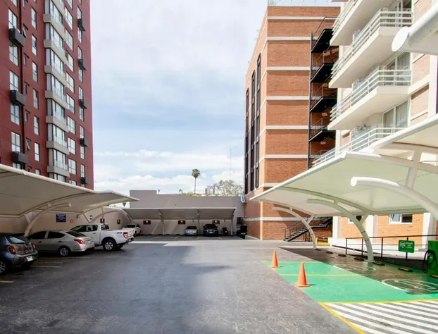 Hotel Velvet Plaza hotel detail image 1