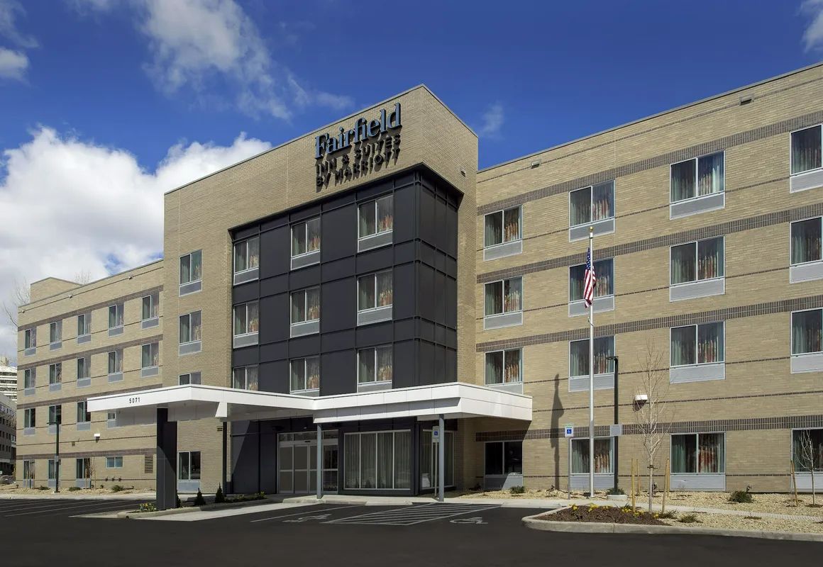 Fairfield Inn & Suites by Marriott Denver Tech Center North hotel hero