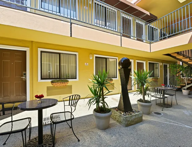 Inn By The SFO hotel detail image 1