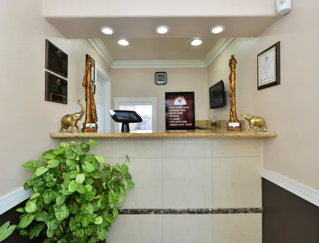 Inn By The SFO hotel detail image 4