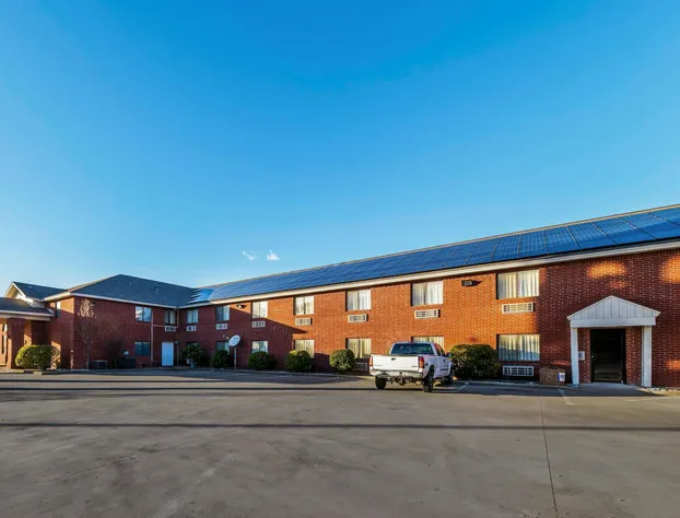 Rodeway Inn Decatur hotel detail image 1