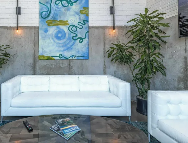 121 Hotel Floor 1 Buyout by Avantstay Entire First Floor Buyout of 121 Hotel! Sleeps 16 hotel detail image 2