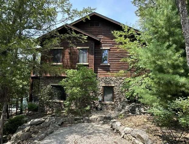 Stonewater Cove hotel detail image 4