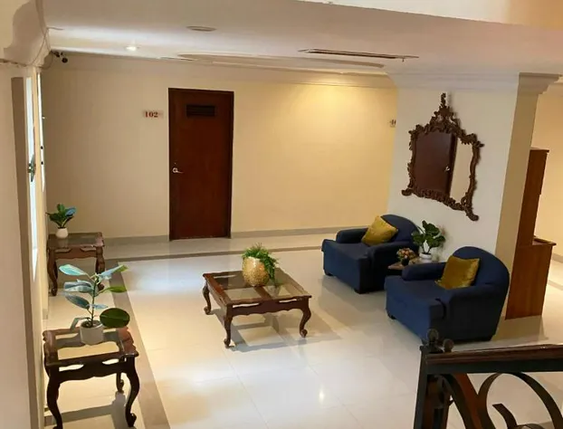 Hotel Plaza Express hotel detail image 1