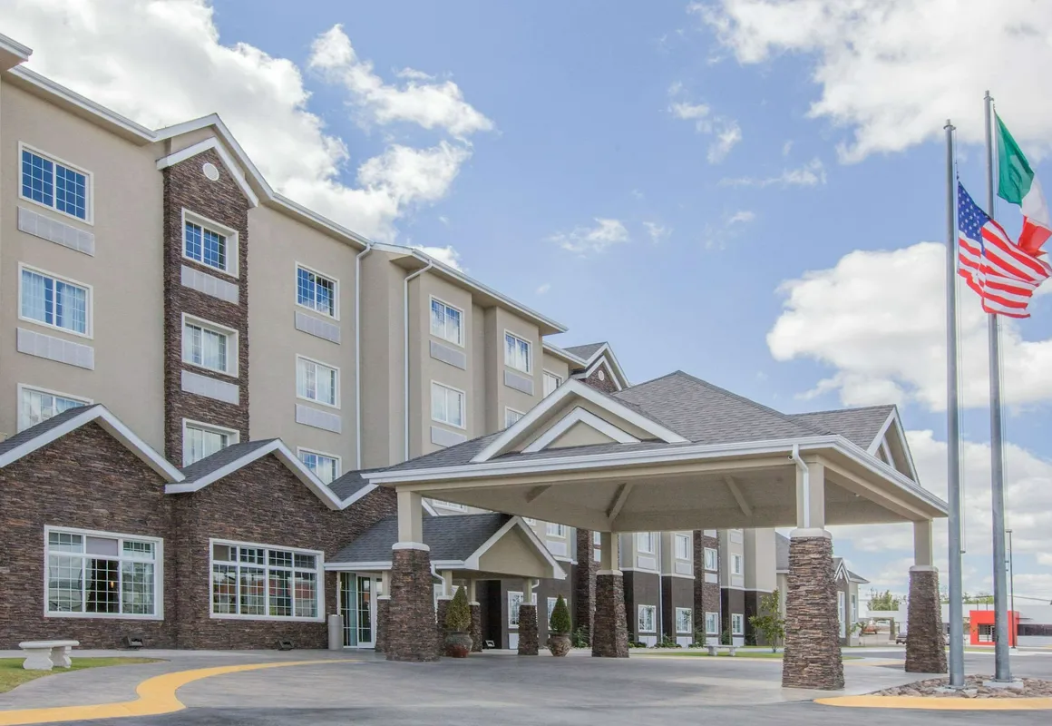 Microtel Inn & Suites by Wyndham Cuauhtemoc Campos Menonitas hotel hero