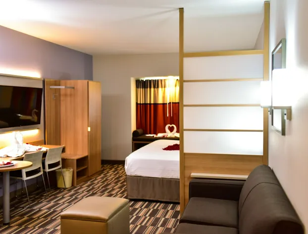 Microtel Inn & Suites by Wyndham Cuauhtemoc Campos Menonitas hotel detail image 4