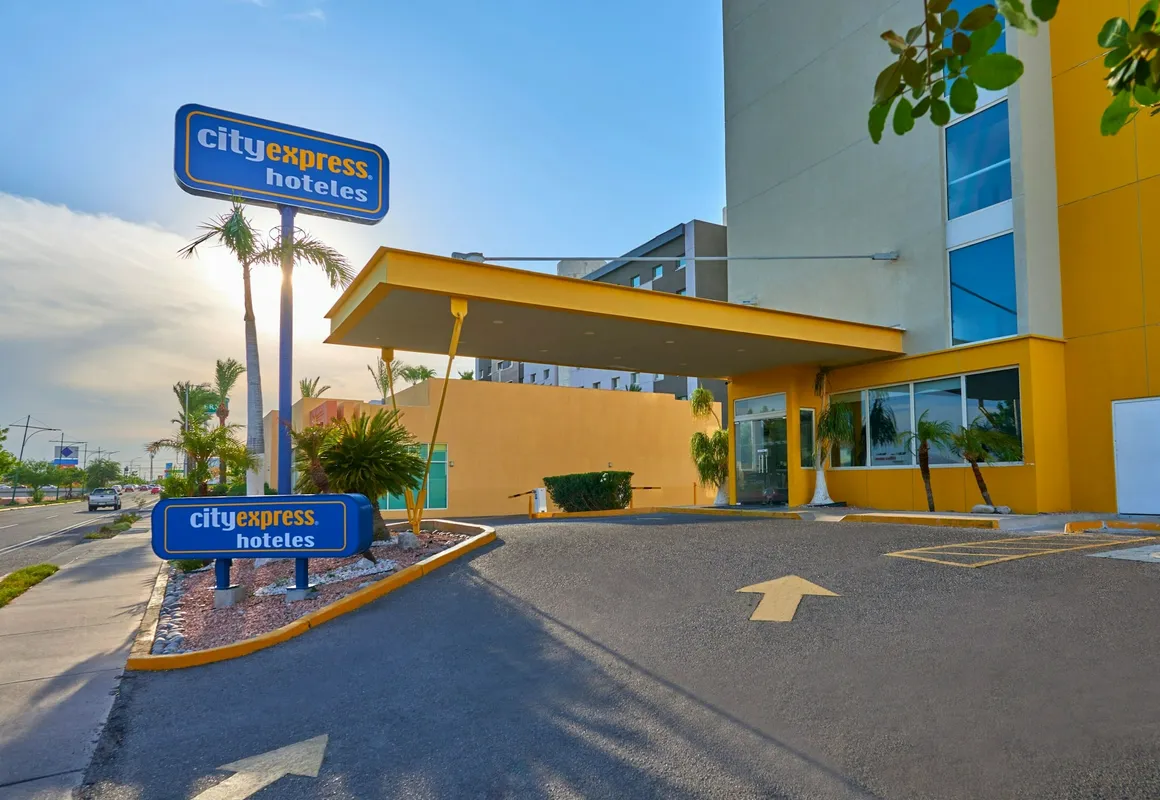City Express by Marriott Hermosillo hotel hero